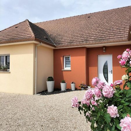 Bed and Breakfast Chez Nadine Valframbert Exterior foto